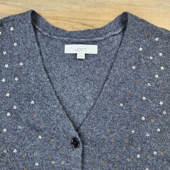 🔺️Loft Gray Star Sequined Knit Buttoned Vneck Cardigan Sweater Medium - Picture 4 of 12